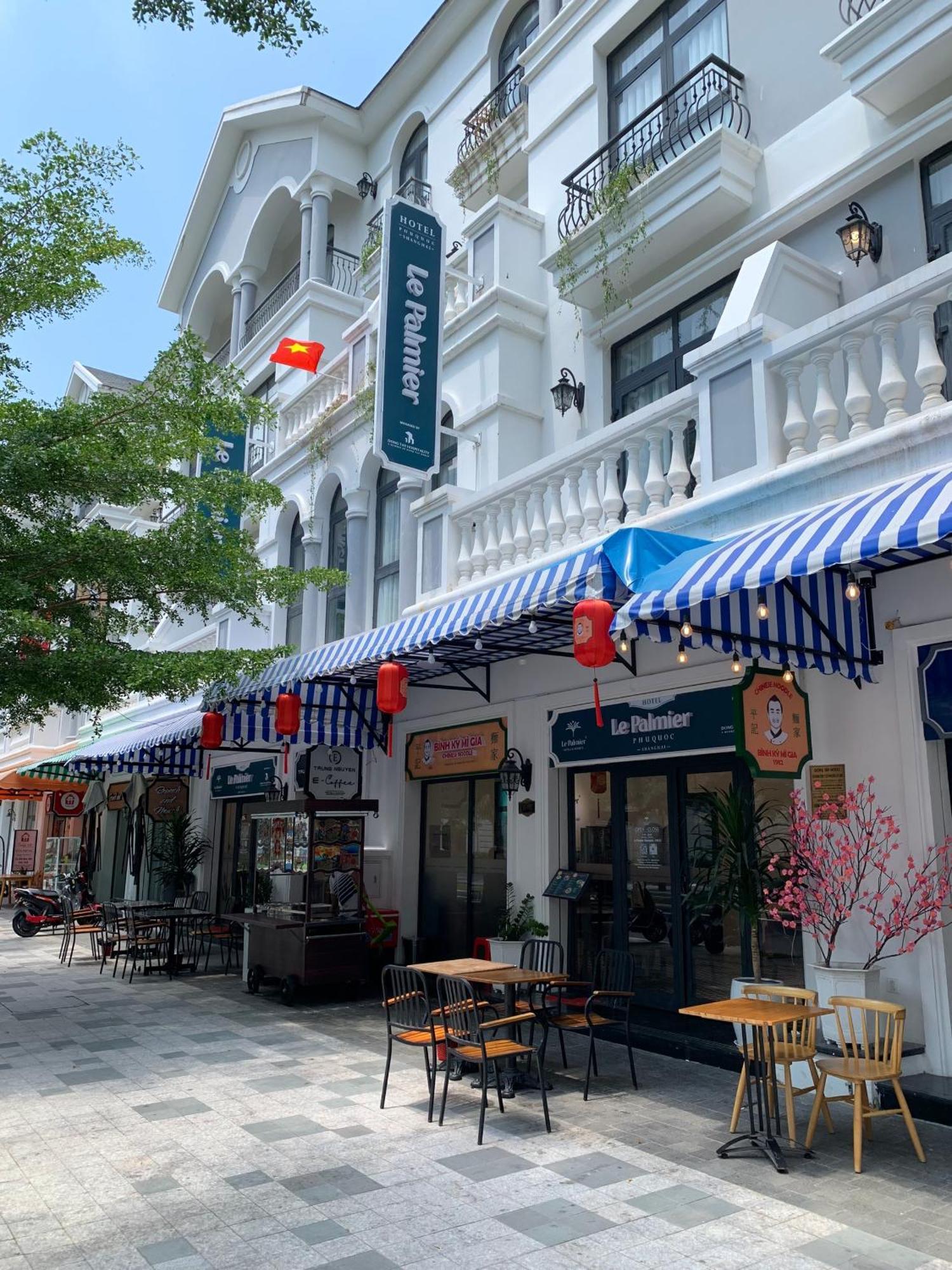Le Palmier Phu Quoc Hotel Exterior photo